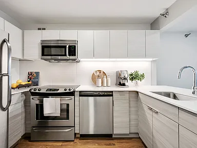 420 E Ohio Apartments