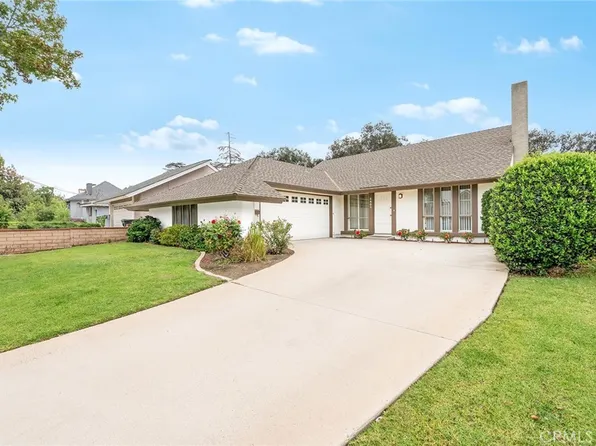 2401 N Lyon St, Santa Ana, CA 92705