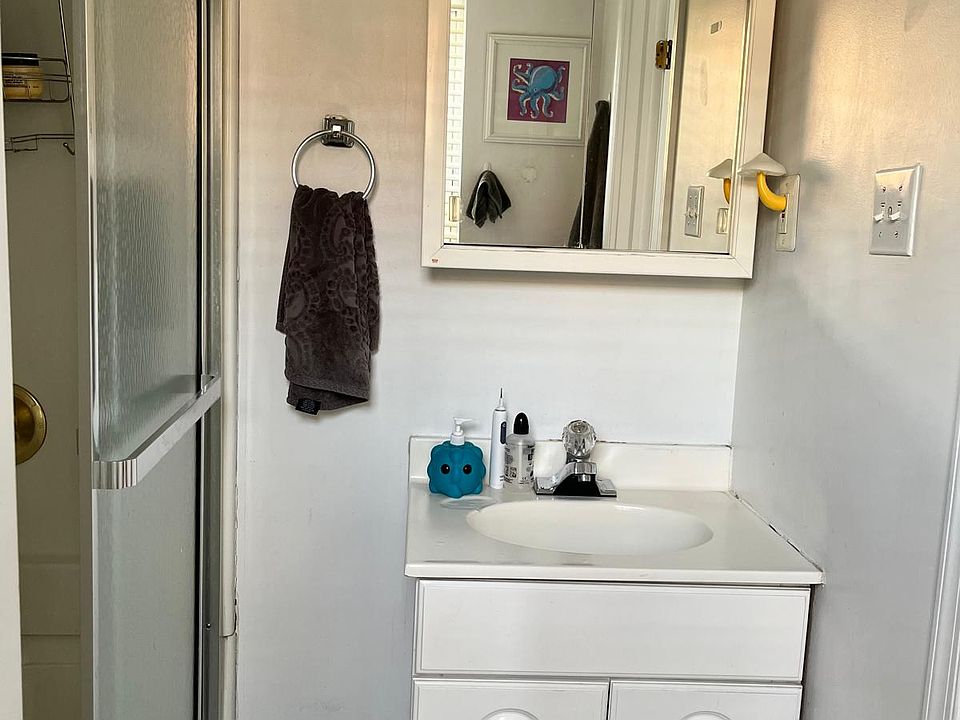 Bathroom 2