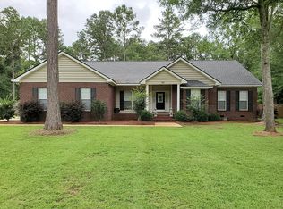 141 Deer Trace Dr, Leesburg, GA 31763