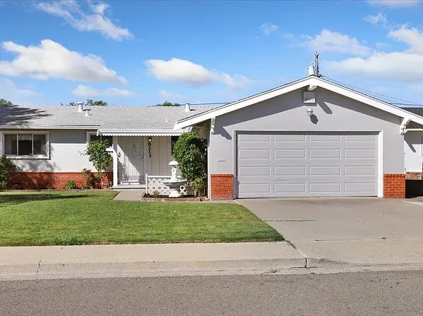 831 Rolling Green Dr, Rio Vista, CA 94571