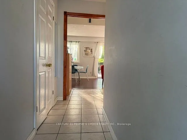 5 bed, $3,200 — Photo 2