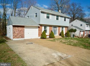 715 Walnutree Ln, Claymont, DE 19703