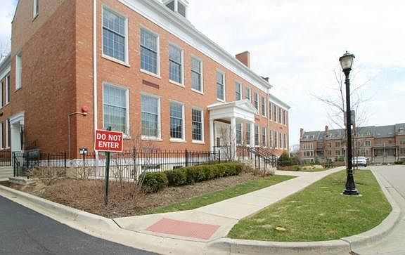 2nd image of 154 School St APT 001