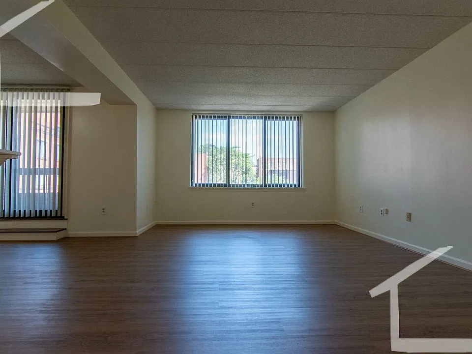 87 Brainerd Rd #3