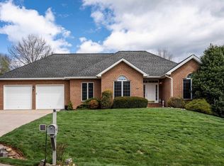 3180 Berryfield Dr, Harrisonburg, VA 22801