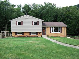 205 Amity Rd, Glenshaw, PA 15116