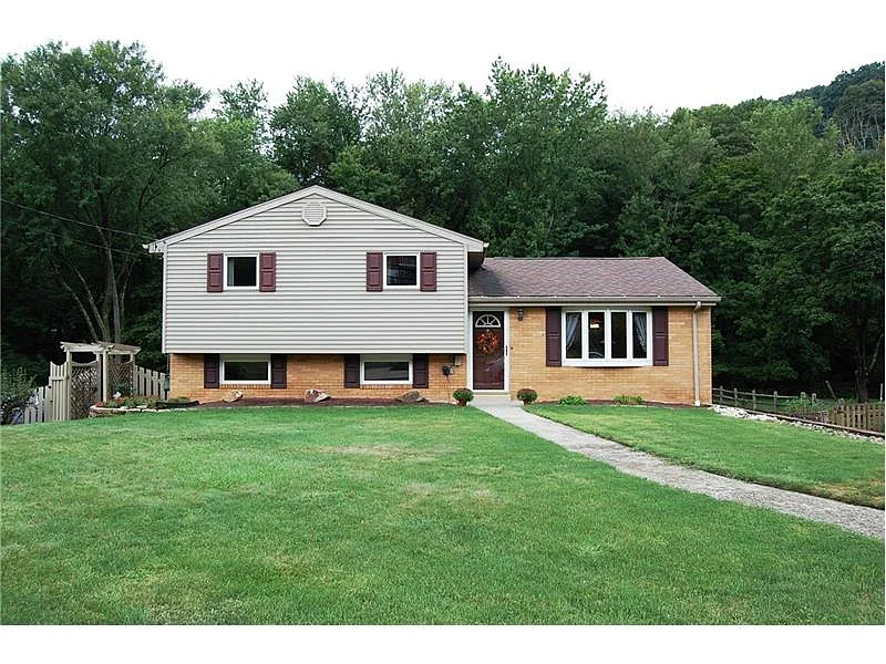 205 Amity Rd photo 1