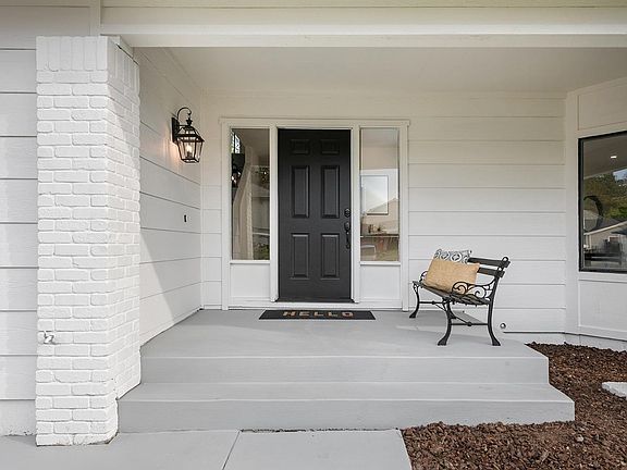 4th image of 6192 San Ramon Place