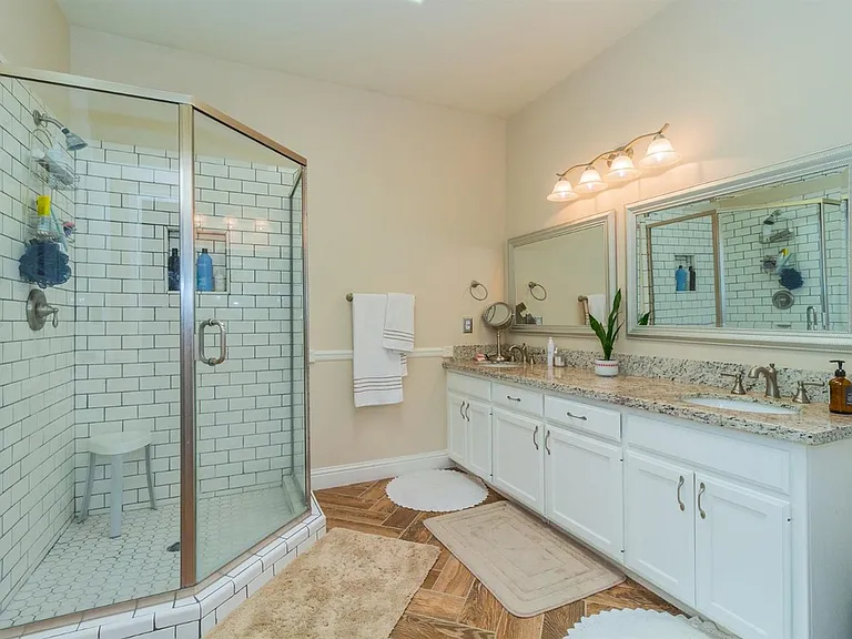 273 W Kelly Ave — Photo 12