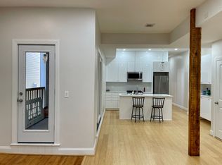 258 W Broadway #4, Boston, MA 02127
