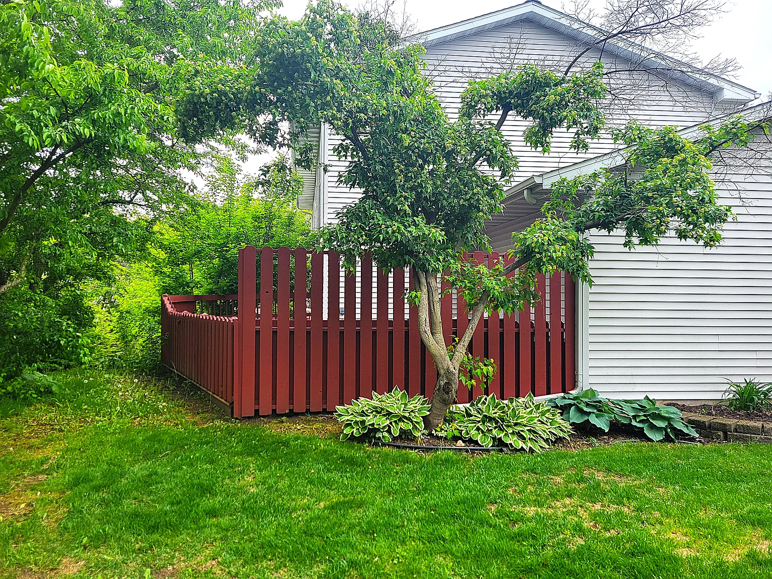 3 bed, 2.5 bath, 2028 sqft, $2,592 — Photo 3