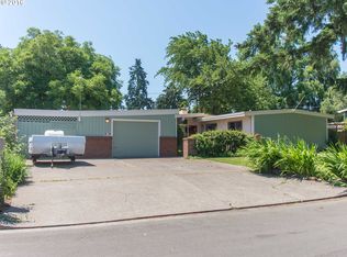 557 Cardinal Way, Springfield, OR 97477