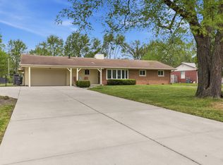 636 Clossey Dr, Indianapolis, IN 46227