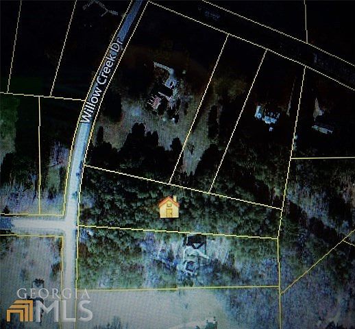 2nd image of 40 Willow Creek Dr