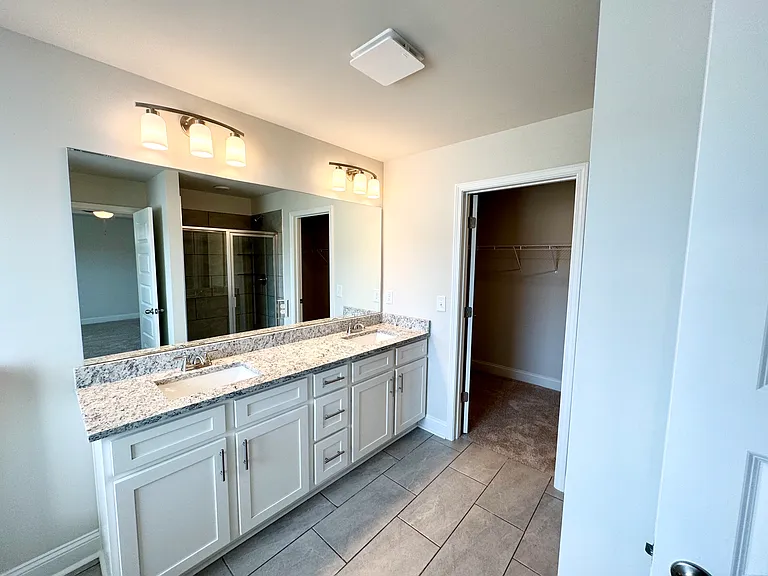 7368 Rocklin Ln — Photo 15