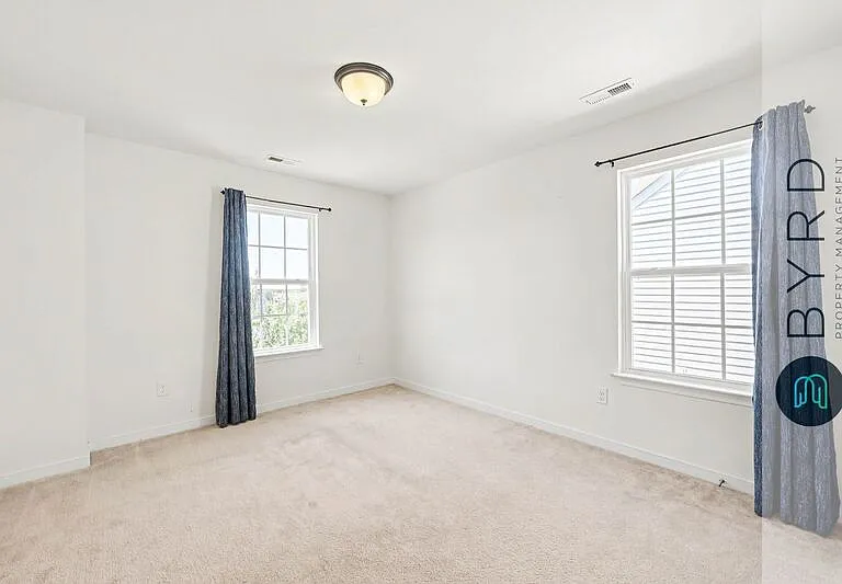 16921 Thornapple Run — Photo 31