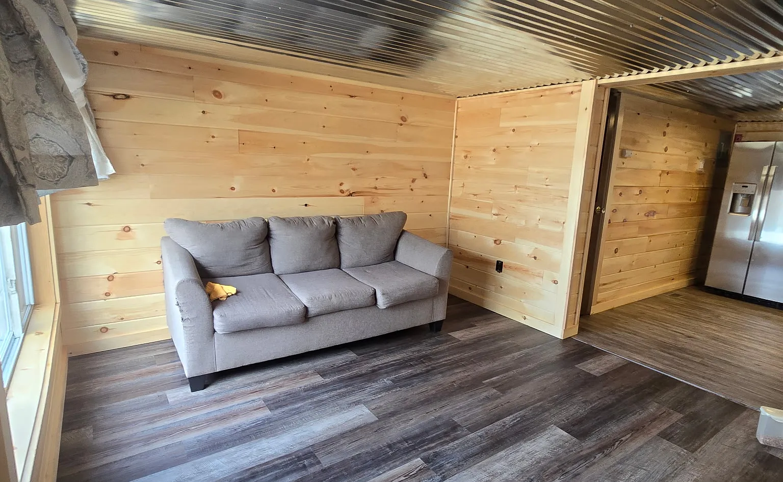 1 bed, 1200 sqft, $1,400 — Photo 4