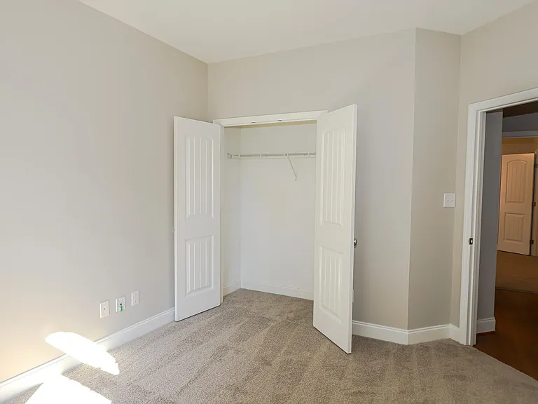 4453 Galway Dr — Photo 20