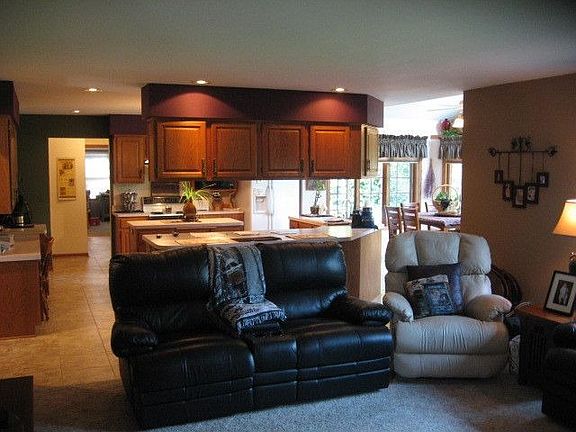 Family Room to Kitchen