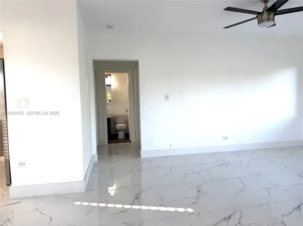 1738 Marseille Dr APT 4, Miami Beach, FL 33141