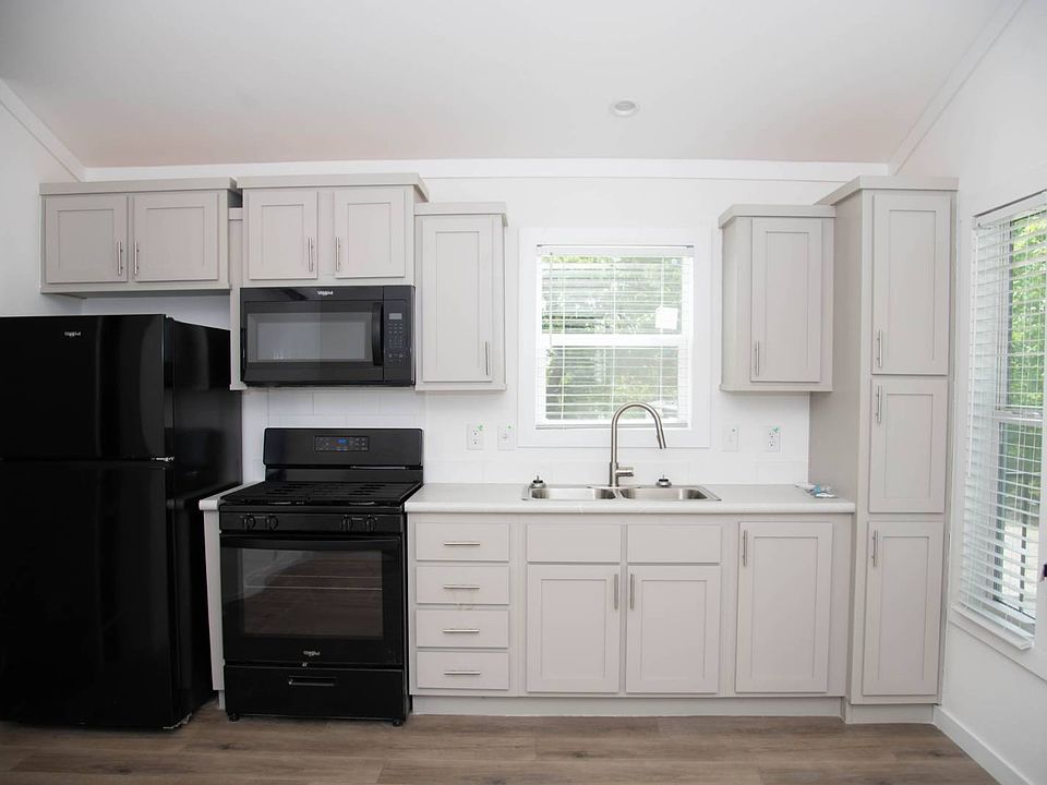 1st image of 2351 E Grand Ave #D8
