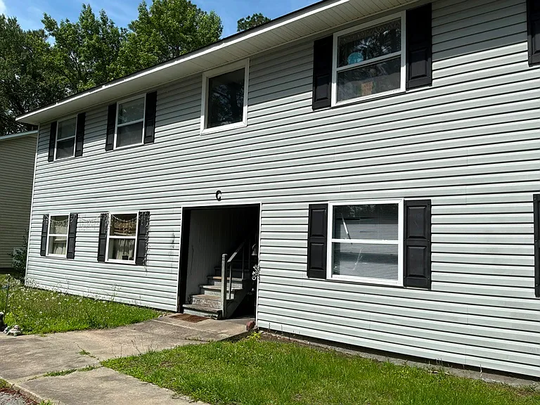 201 Shipman Rd #C10