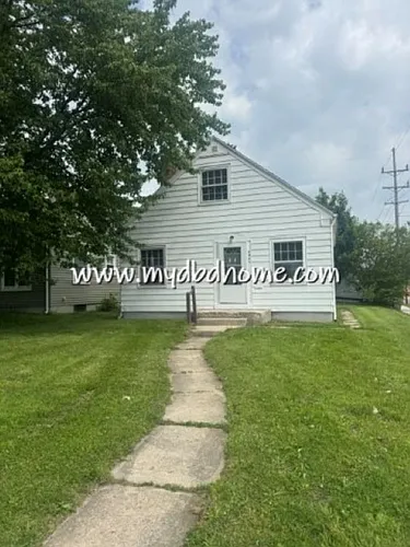 2925 Chestnut St Photo 1