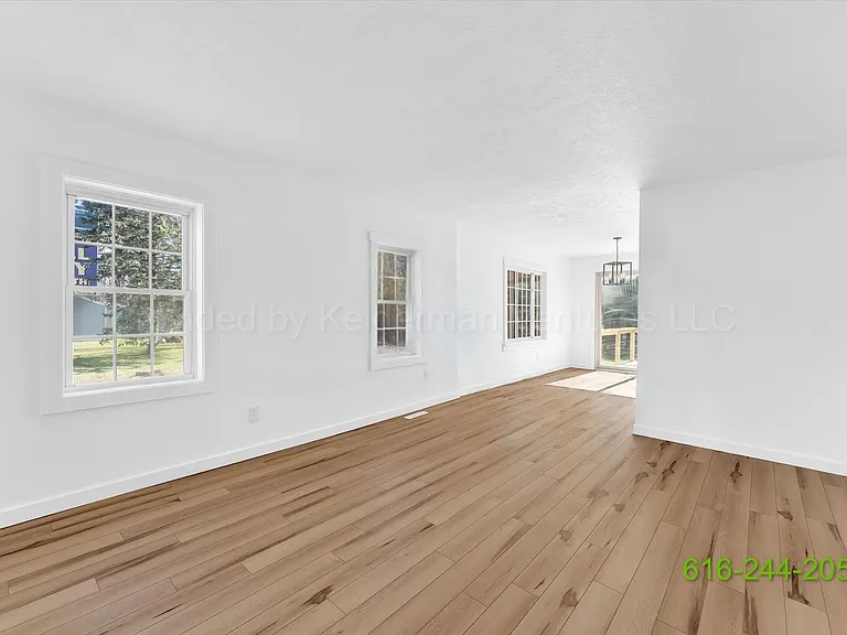 9335 SW Greenville Rd — Photo 11