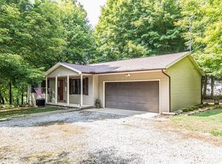 19 Crabtree Ct, Howard, OH 43028