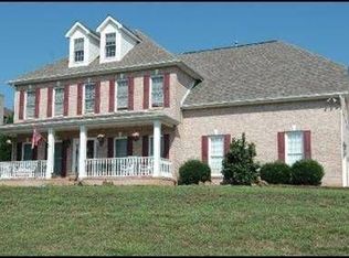 5635 Bridgehampton Dr, Powell, TN 37849