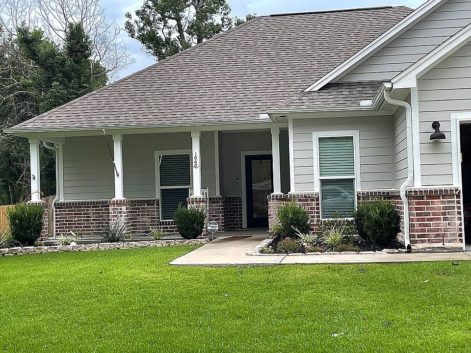 1st image of 1040 Vivian St