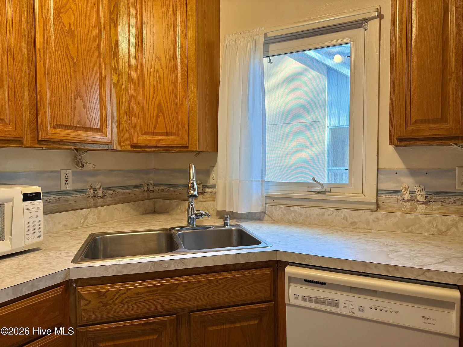 1 bed, 1.5 bath, $1,450 — Photo 2