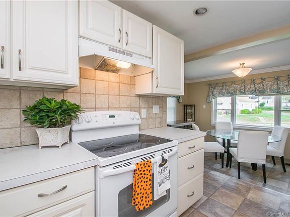 2nd image of 147 McKinley Dr