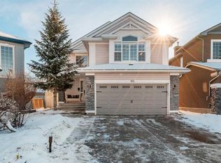 165 N Chaparral Cmn SE, Calgary, AB T2X 3N7