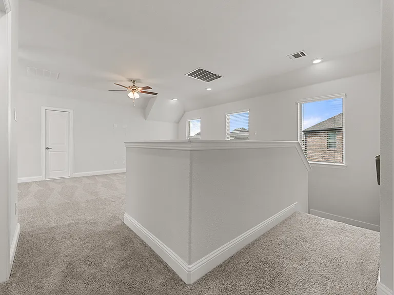 1716 Elise Ln — Photo 17