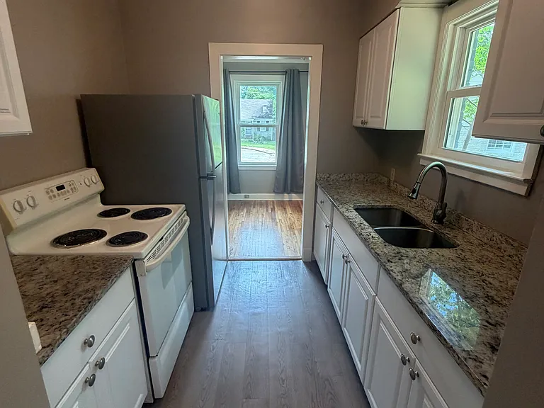 141 Barnett Pl — Photo 17