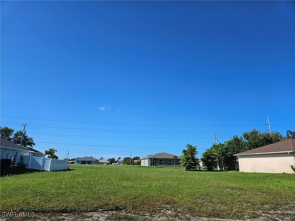 4th image of 2026 NW 8th Ter