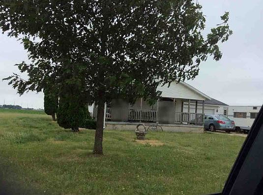 1st image of 19512 Carter Ln