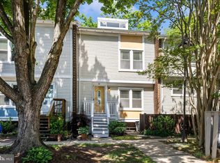 14 Pine Ridge Ct Unit 11-7, Germantown, MD 20874