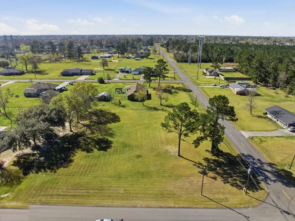 Augustine Dr, Lake Charles, LA 70611