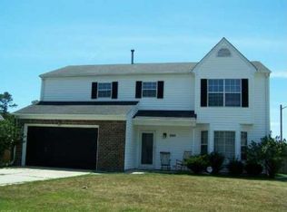 900 Doewood Ln, Newport News, VA 23608