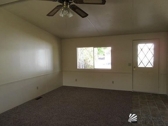 3rd image of 9625 S Obsidian Ave