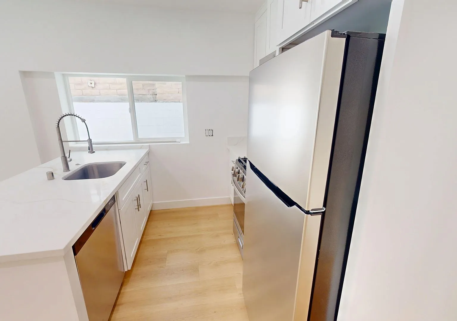 1534 South Shenandoah Street — Photo 4