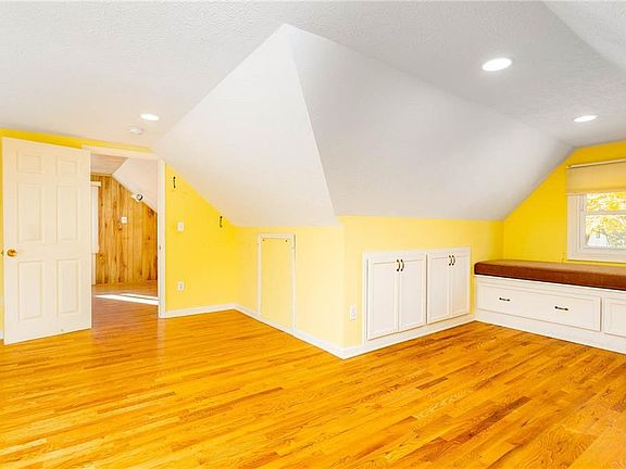 3rd image of 3849 W 227th St