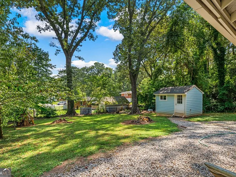 3175 Westwood Dr — Photo 3