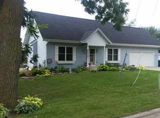 903 Berlin Rd, Ripon, WI 54971