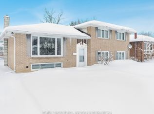 128 Rose St, Barrie, ON L4M 2T7