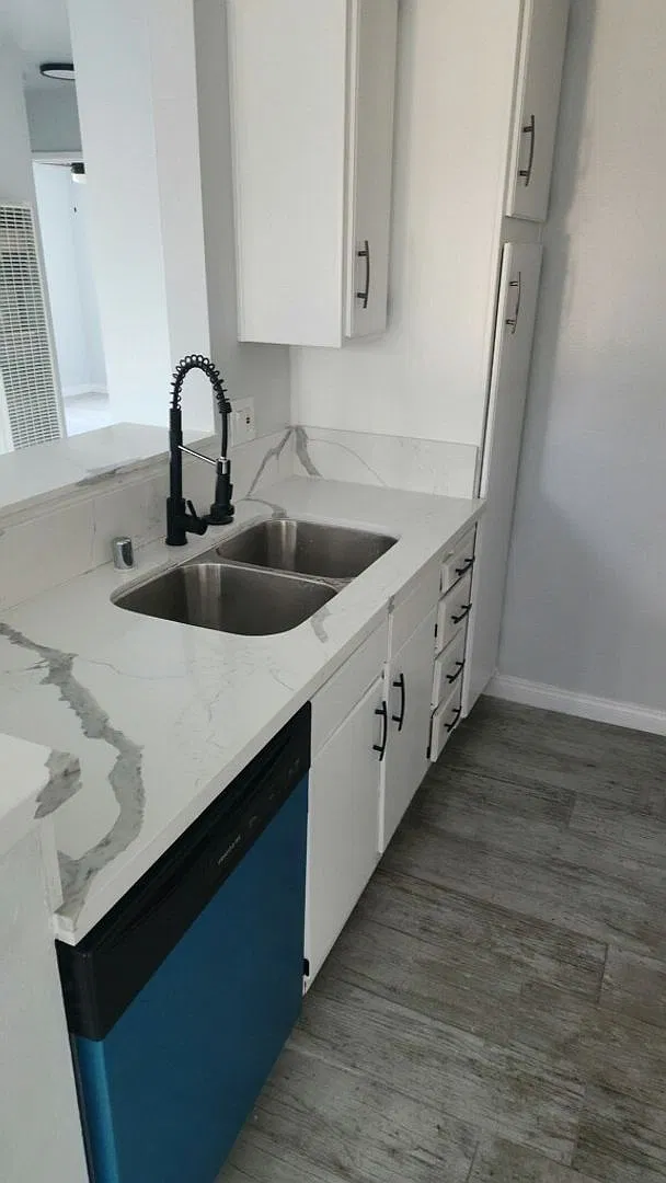 2 bed, 2.0 bath, $2,495 — Photo 4