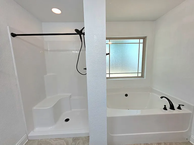 4836 Covenant Cir — Photo 10